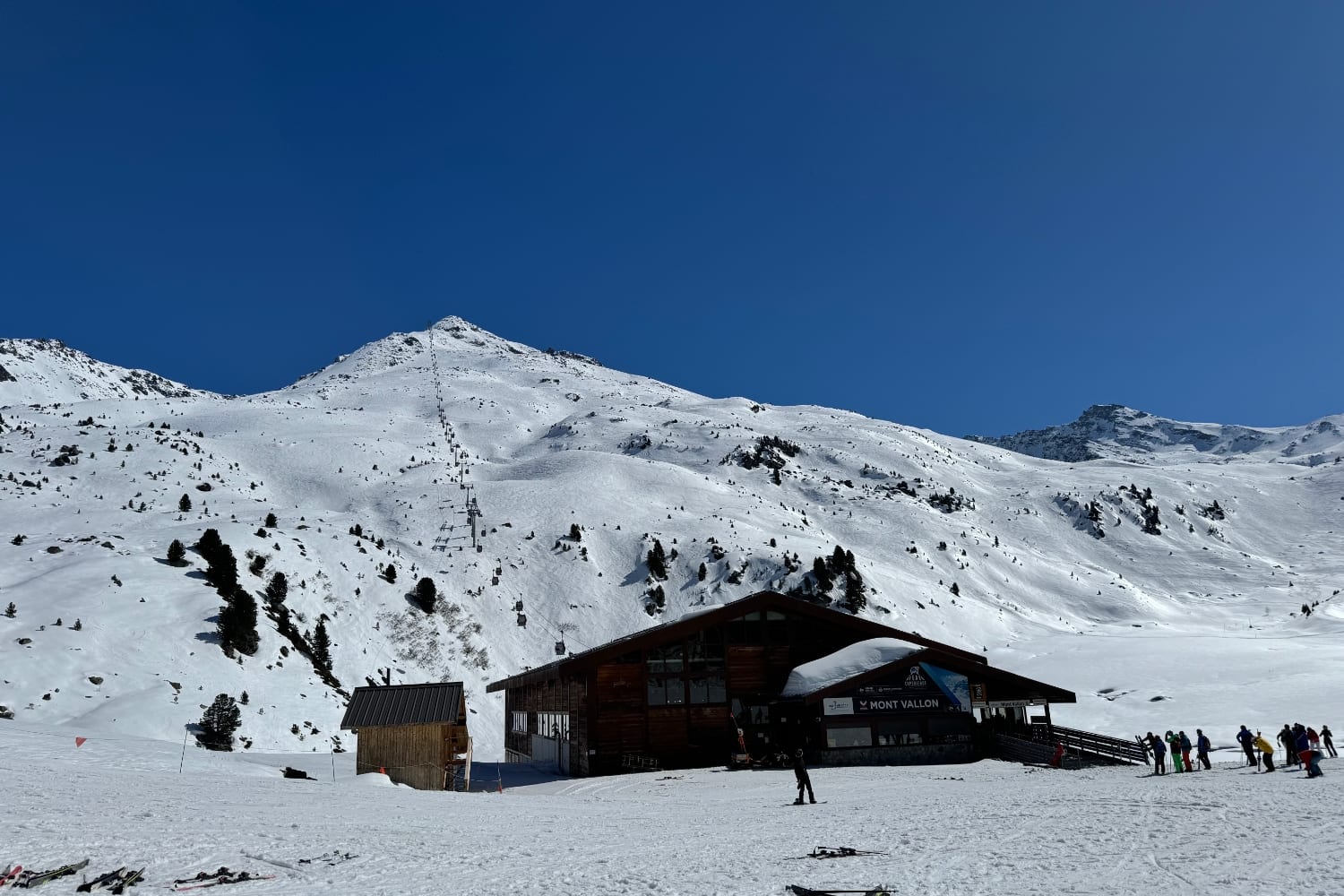 Lift station at the foot of Mont Vallon in Méribel