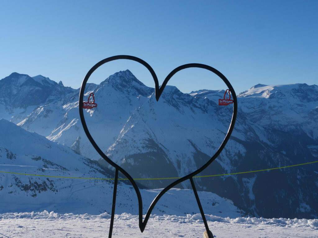Mountain panorama from Grande Rochette in La Plagne – © La Plagne / JYM