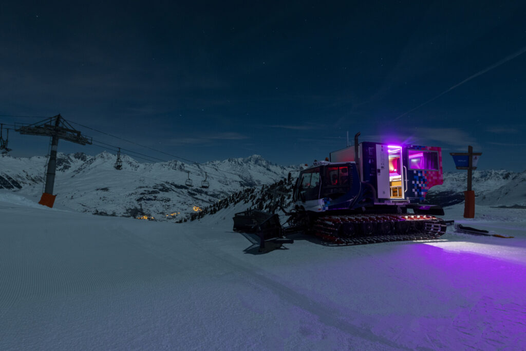 Over the Moon mountain experience illuminated at night in La Plagne – © JNJ Photo / La Plagne