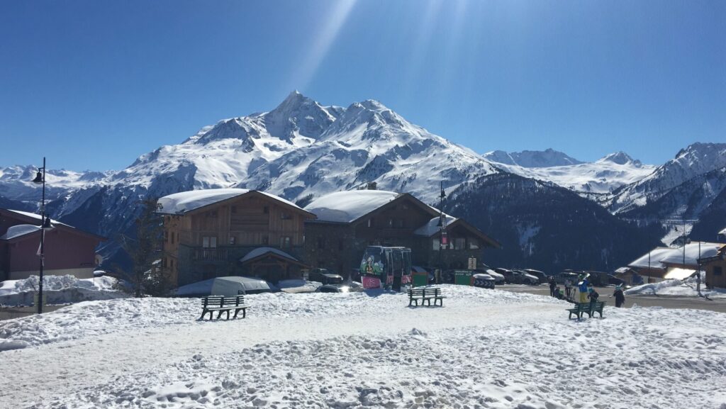 Winter mountain scenery and resort buildings in La Rosière