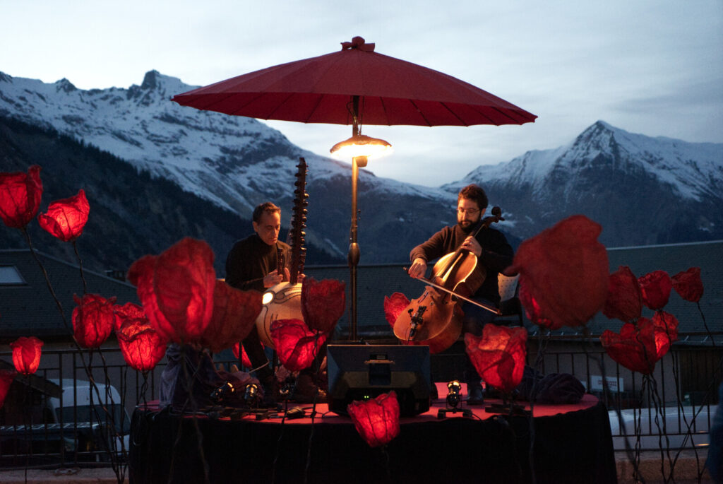 Live outdoor music and entertainment in St Martin de Belleville