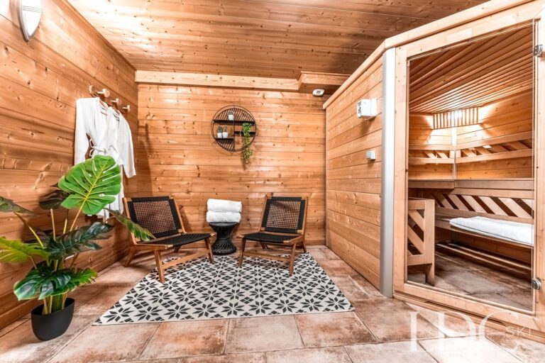 Private timber sauna and relaxation area at Cairn Lodge