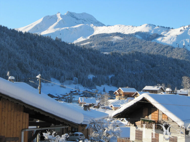 Panoramic mountain view from Cairn Lodge in Morzine