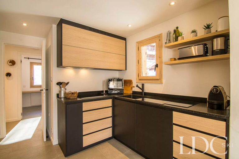 Bernardie modern fitted kitchen