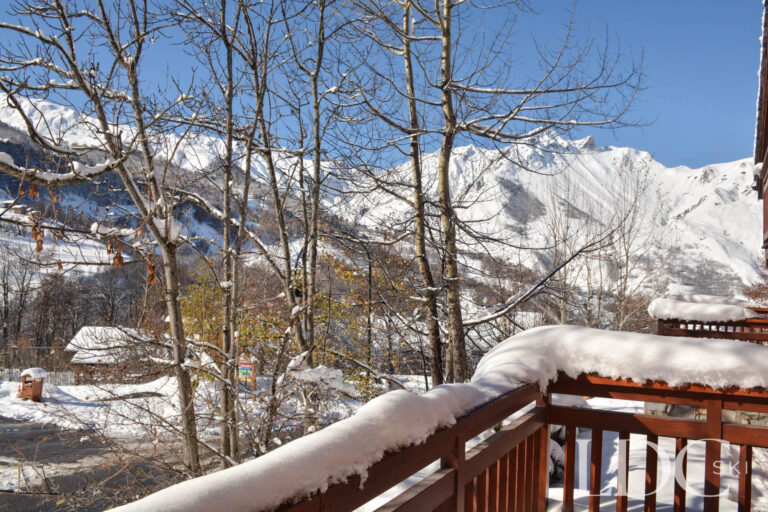 Snowy mountain view from Bernardie in St Martin de Belleville