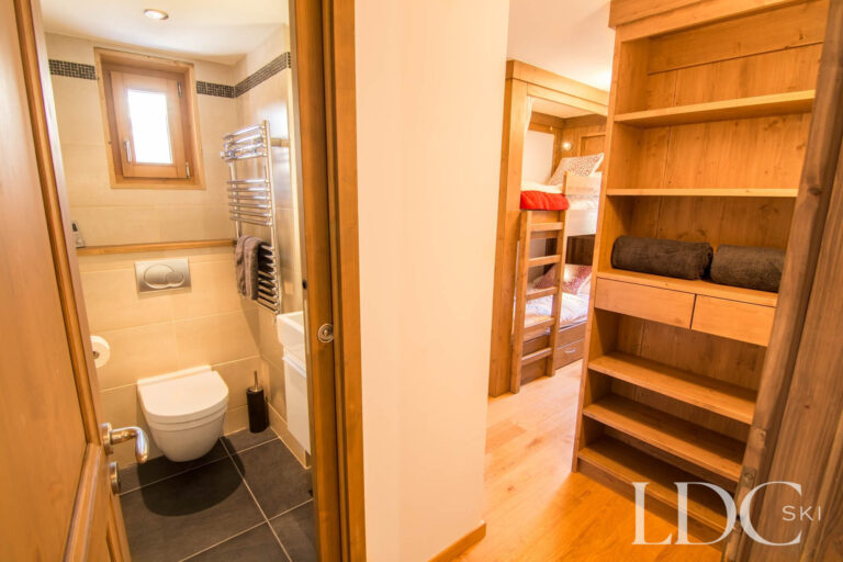 Bathroom at Chalet Le Pic Blanc with WC, basin and heated towel rail