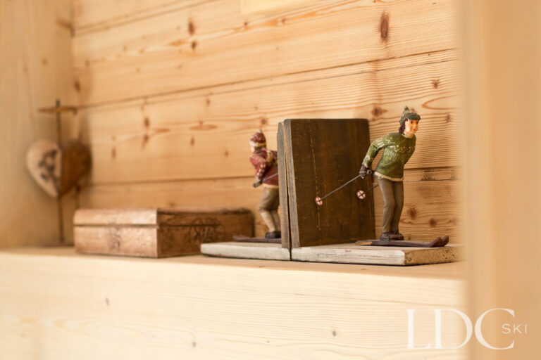 Traditional alpine decorative detail at Chalet Saint Peres
