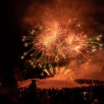 Fireworks illuminating Courchevel Moriond during the International Festival of Pyrotechnic Art. © Un Duo.