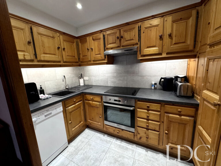 Well-equipped wooden kitchen at Iris in St Martin de Belleville
