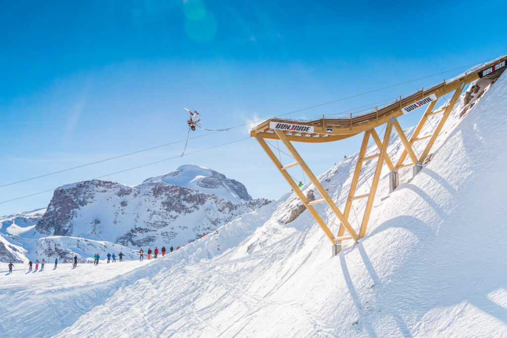 Bun J Ride ski and snowboard bungee jump on the snowy slopes of Tignes. © Andy Parant